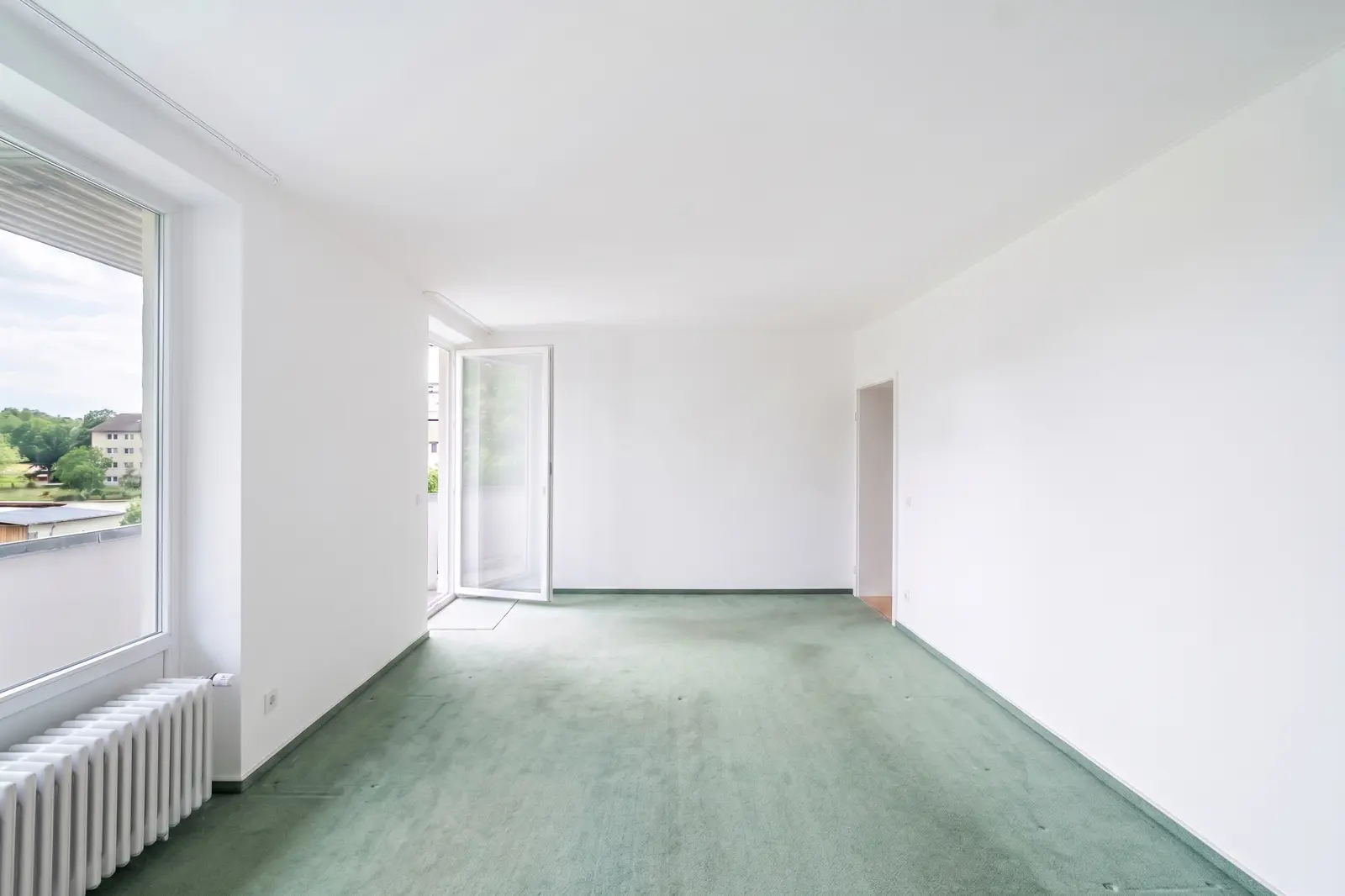 4 Zimmer mit Südbalkon in Bogenhausen