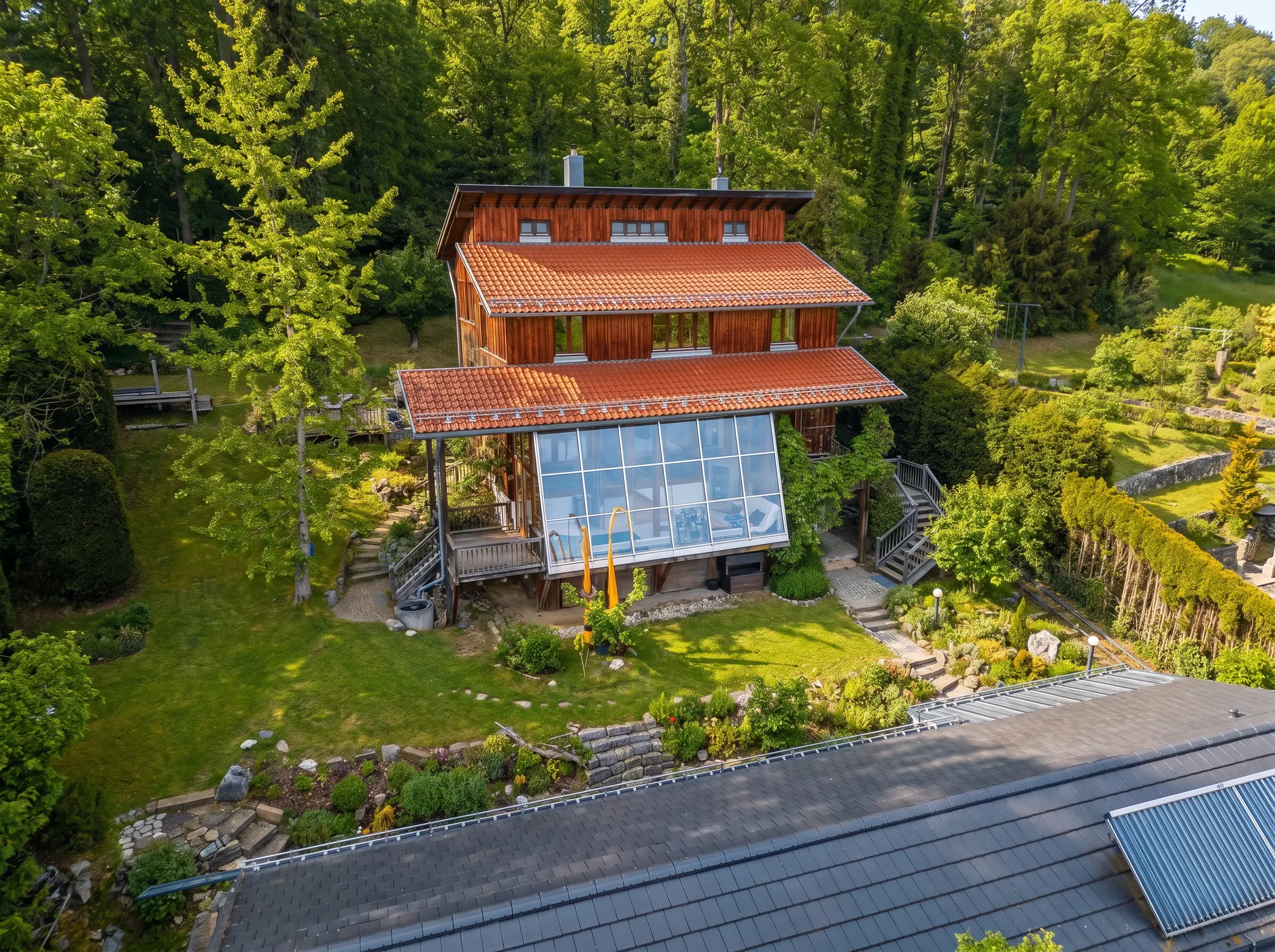 Architektenhaus in Hanglage am Starnberger See